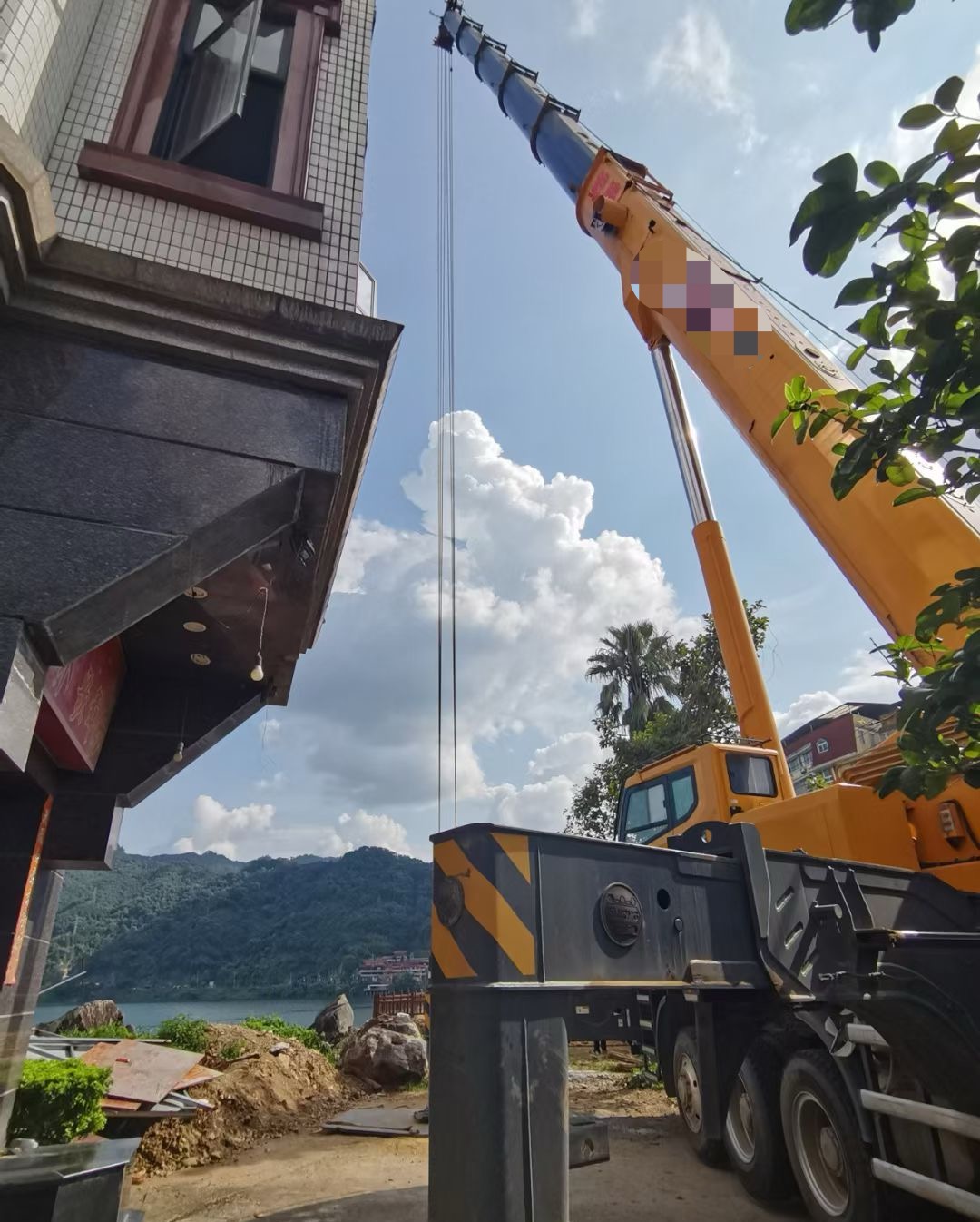 东风区8-100吨吊车出租价格